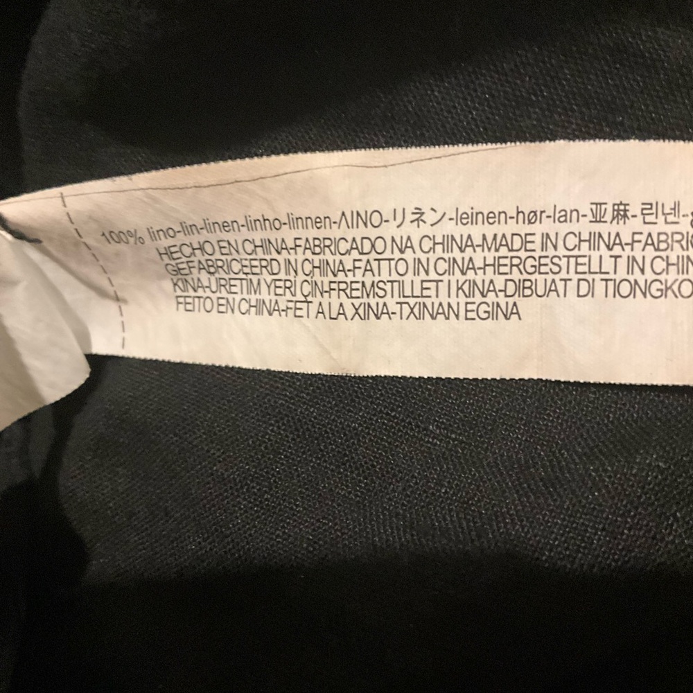 Zara Women's Black Button-Down Shirt - Picture 5 of 5